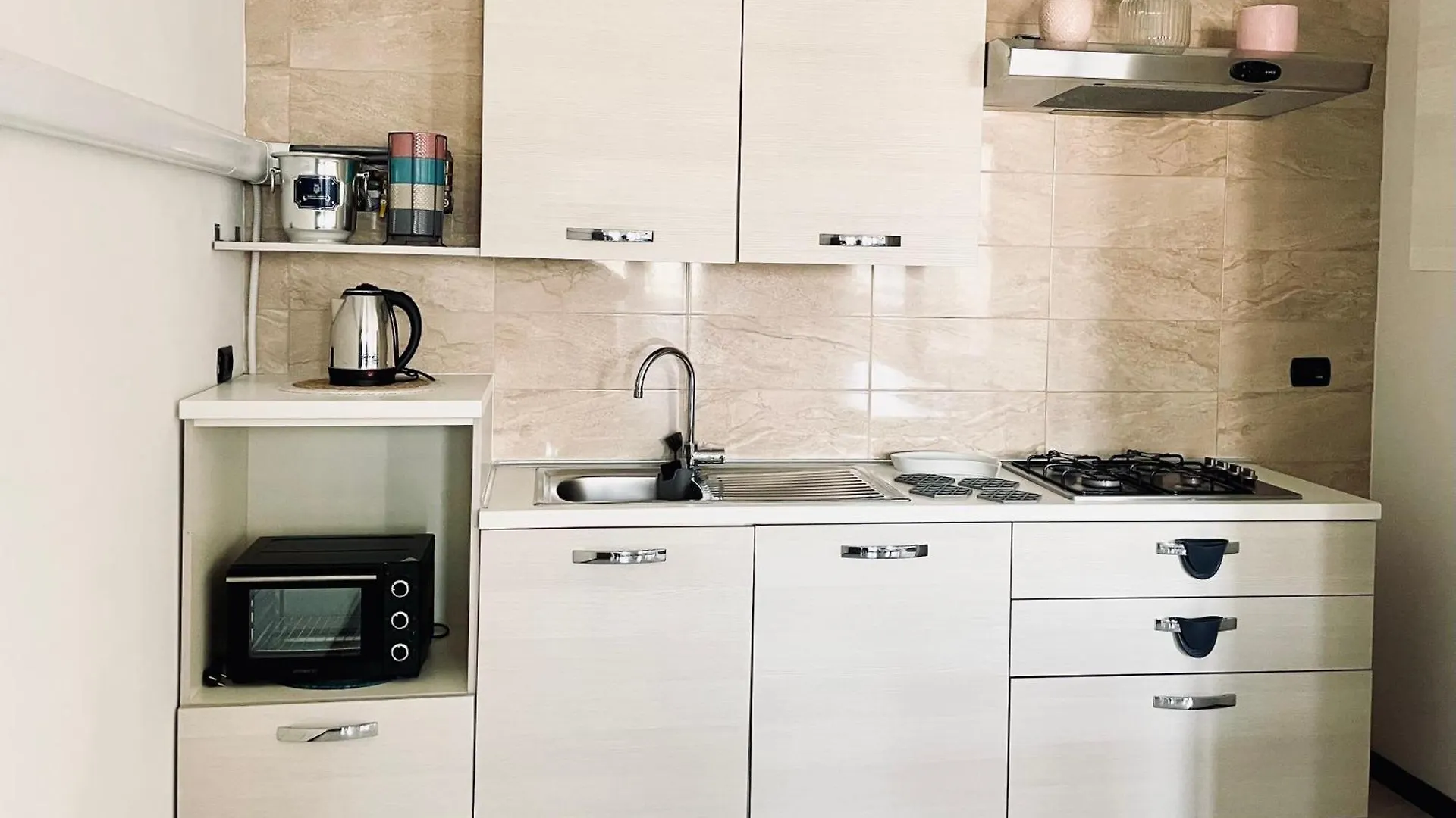 Apartment Ferienwohnung Unicumhouse Policlinico-Children Museum-Fiera Verona Italien